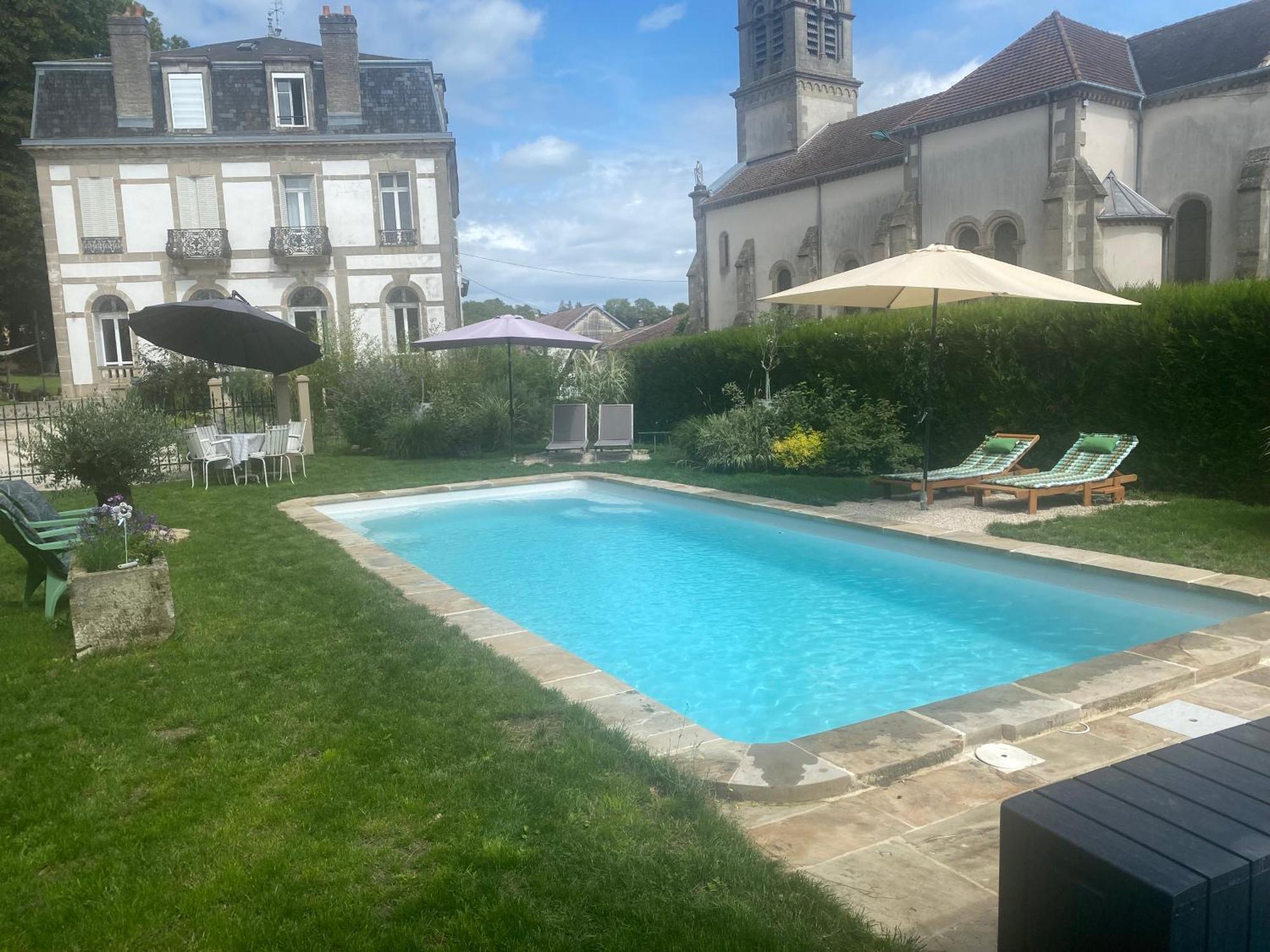 Le Chateau De Monthureux Le Sec Esterno foto
